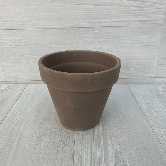 Gris Standard Clay Pot