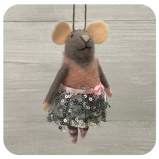 Ballerina Mouse w. Silver Tutu and Bow