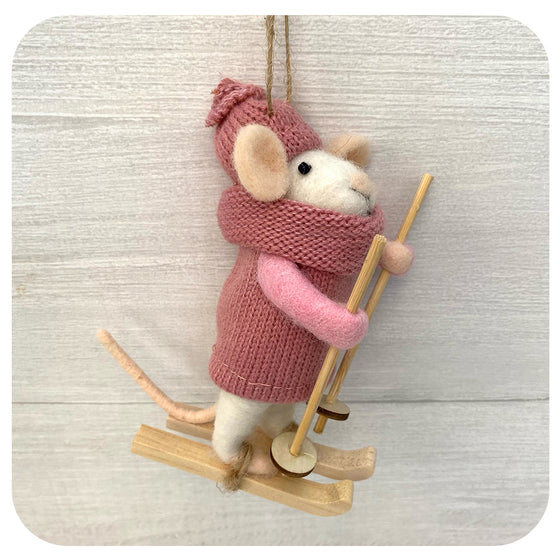 Powder Penny Felt Mouse