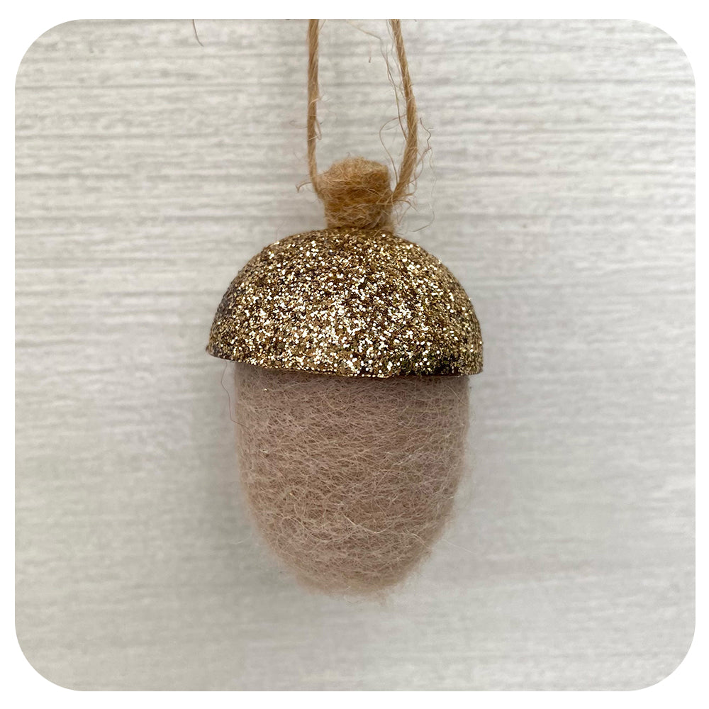 Mini Glitter Acorns