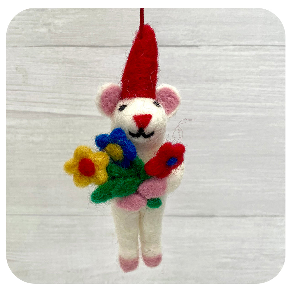 Mouse with Red Hat and Bouquet