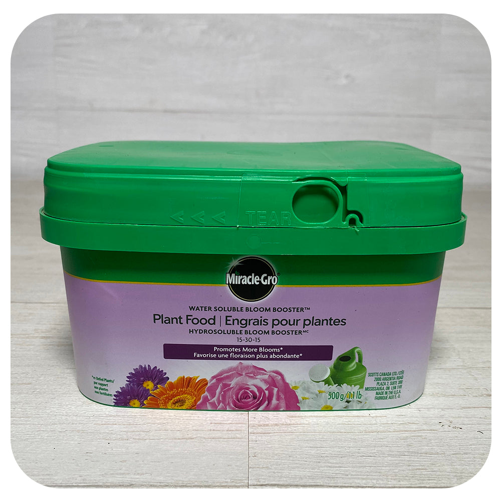plant fertilizer 15 30 15 Miracle Gro Water Soluble Bloom Booster Plant Food 15-30-15