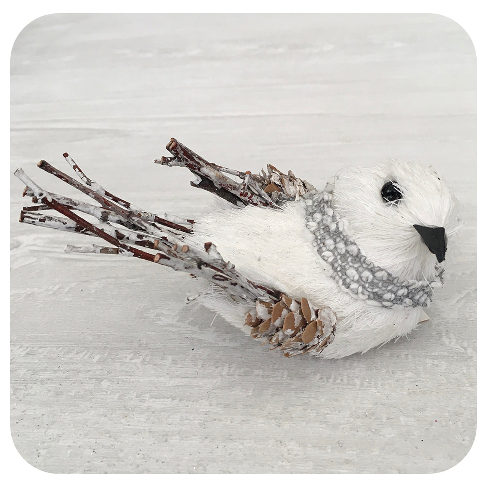 Sitting Snow Bird Clip