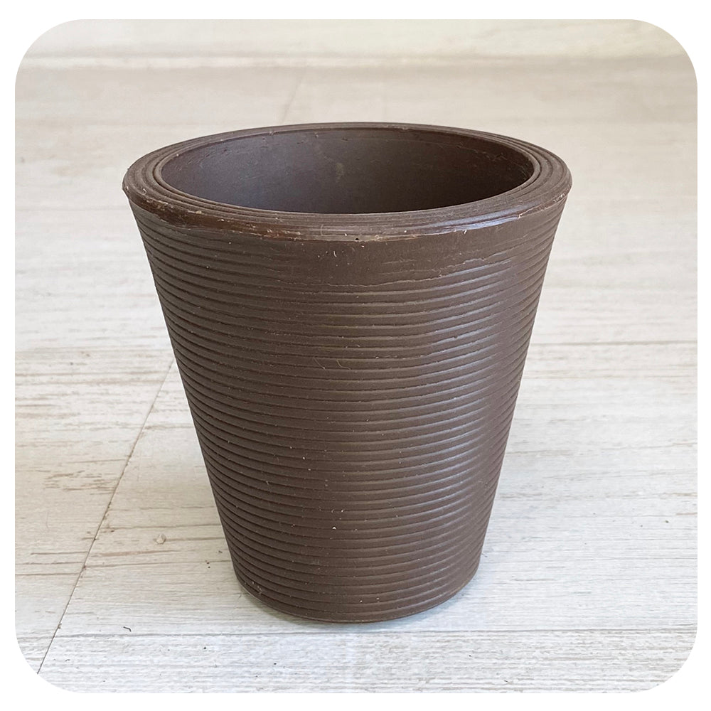 Crescent Mini Pot