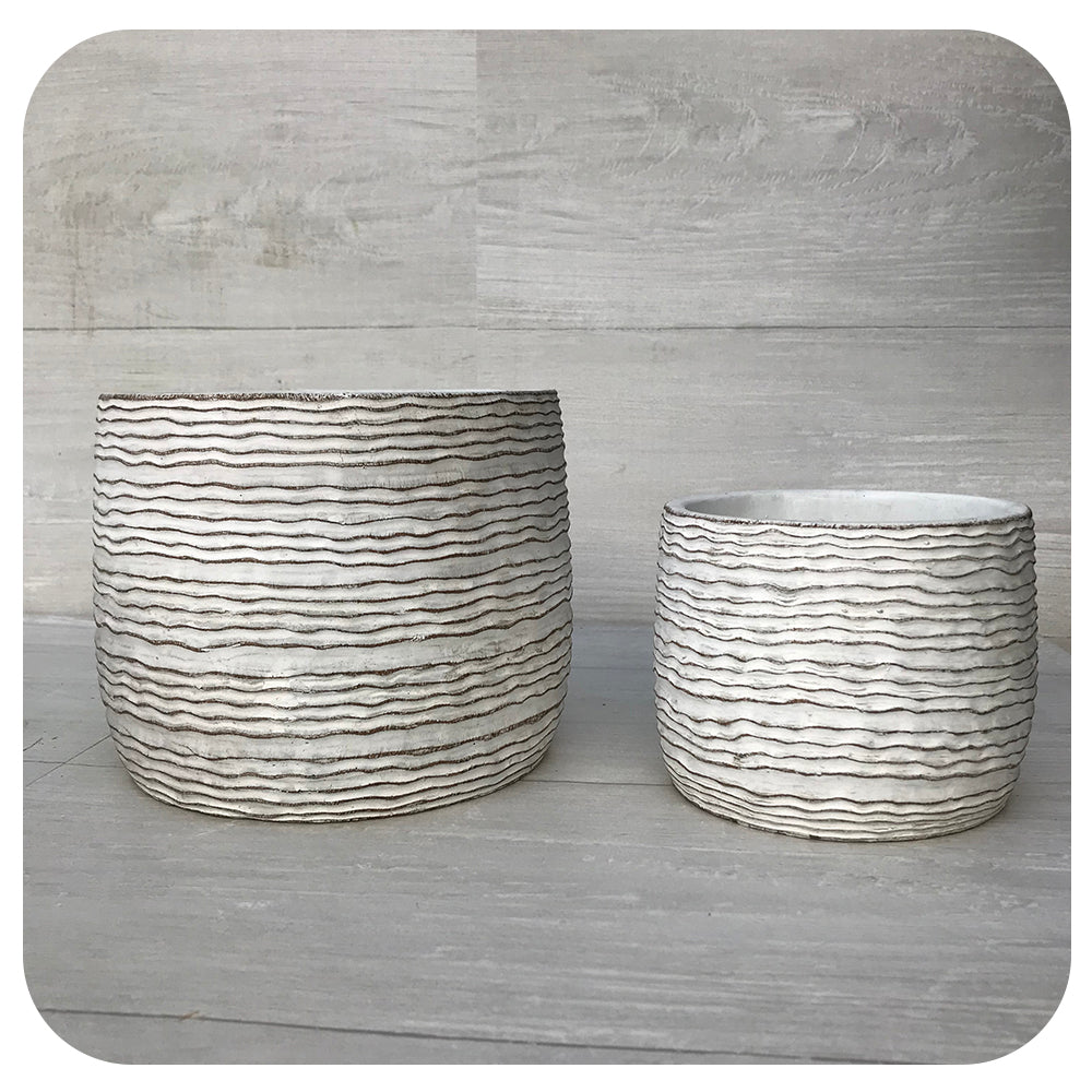 Wavy Ripple Planter White