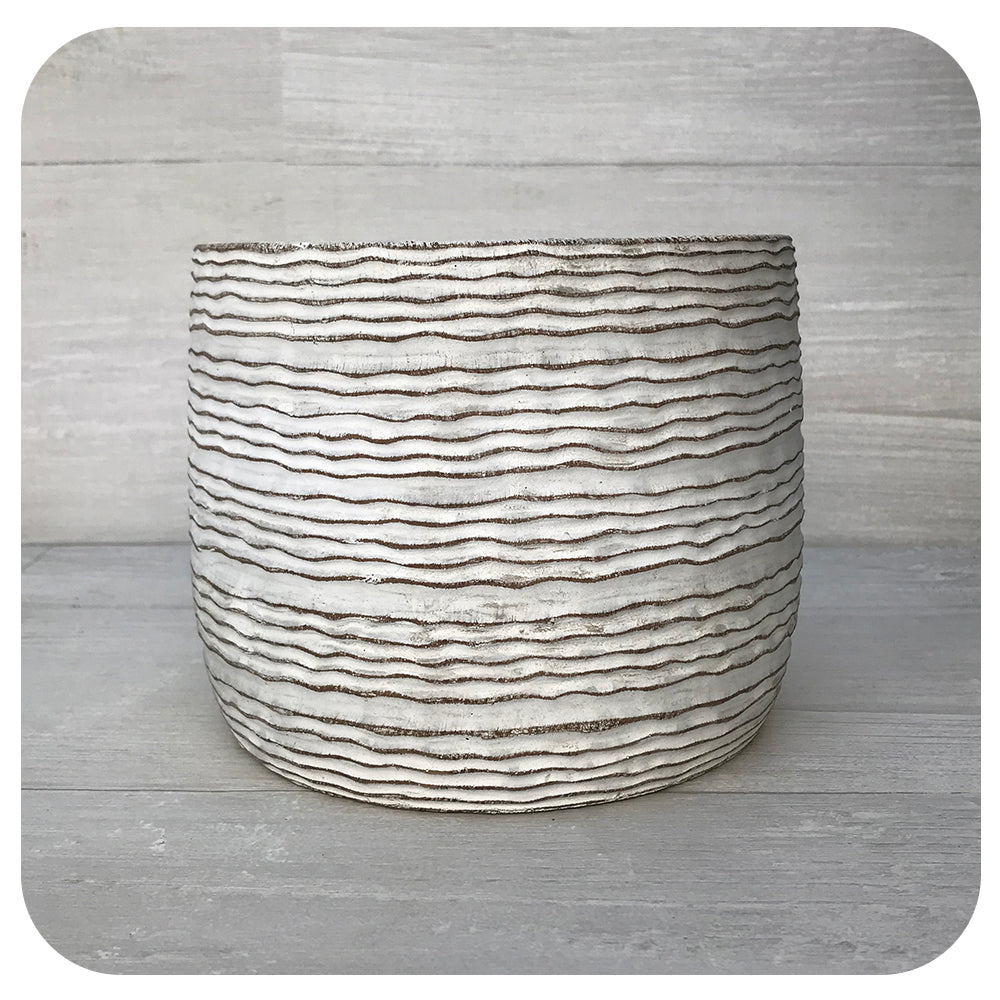Wavy Ripple Planter White
