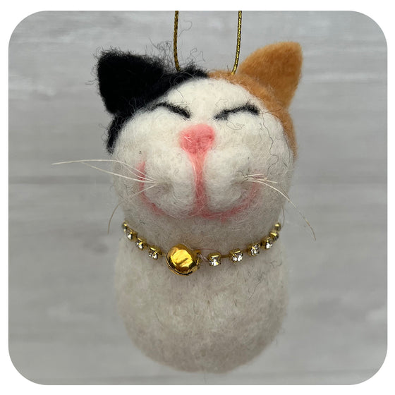 Felt Cat with Sparkly Collar