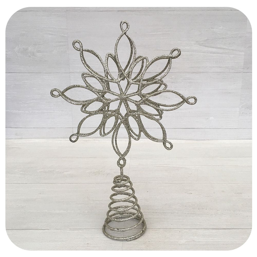 Eight point tree topper