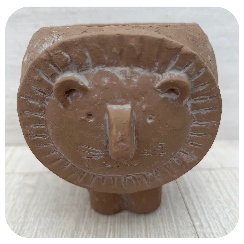 Taupe Lion Planter