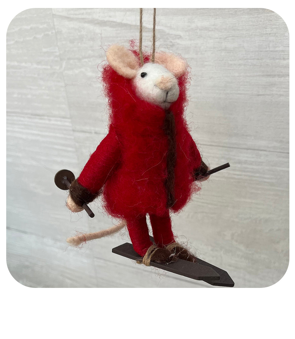 Winter Sport Mouse in Puffy Coat